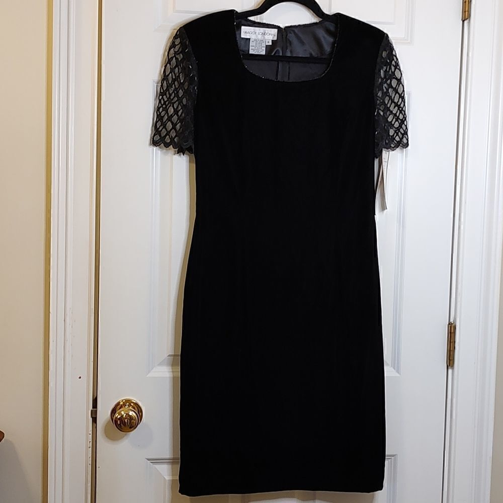 Maggy London NWT Black Velvet Sheath Sheer Sequin Lace Sleeves Size 6 Vintage